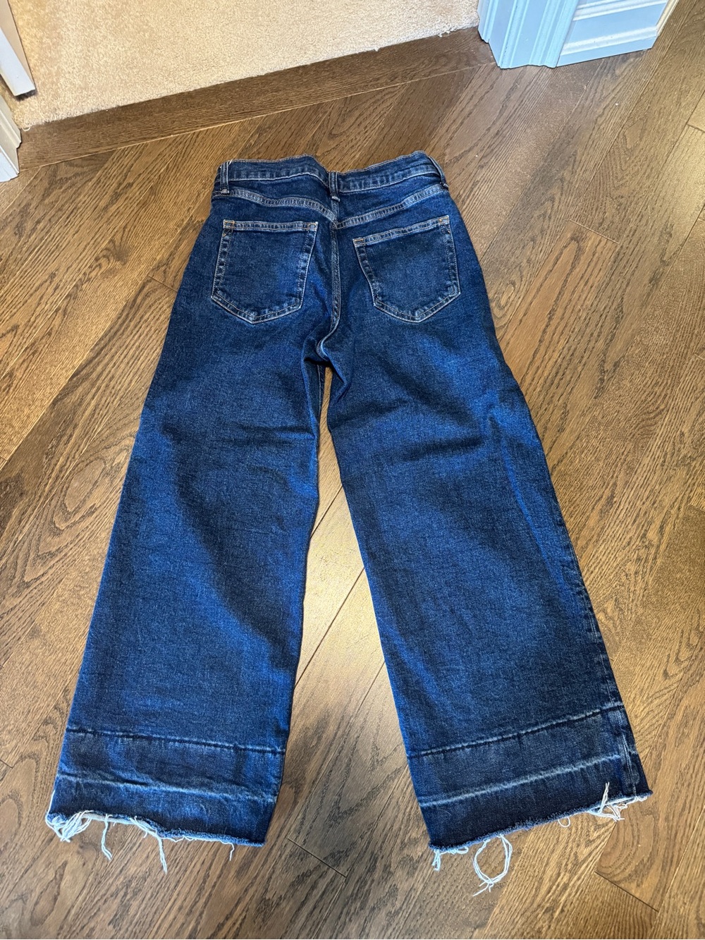 NWOT GAP Wide Leg High-Rise Dark Blue stretch Jeans - Size 27 - Picture 5 of 5